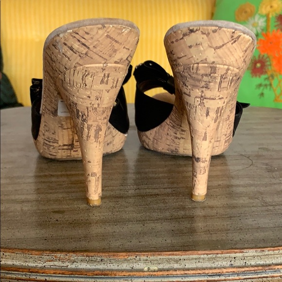 Studded faux leather spike heels Size 38 - Picture 2 of 5